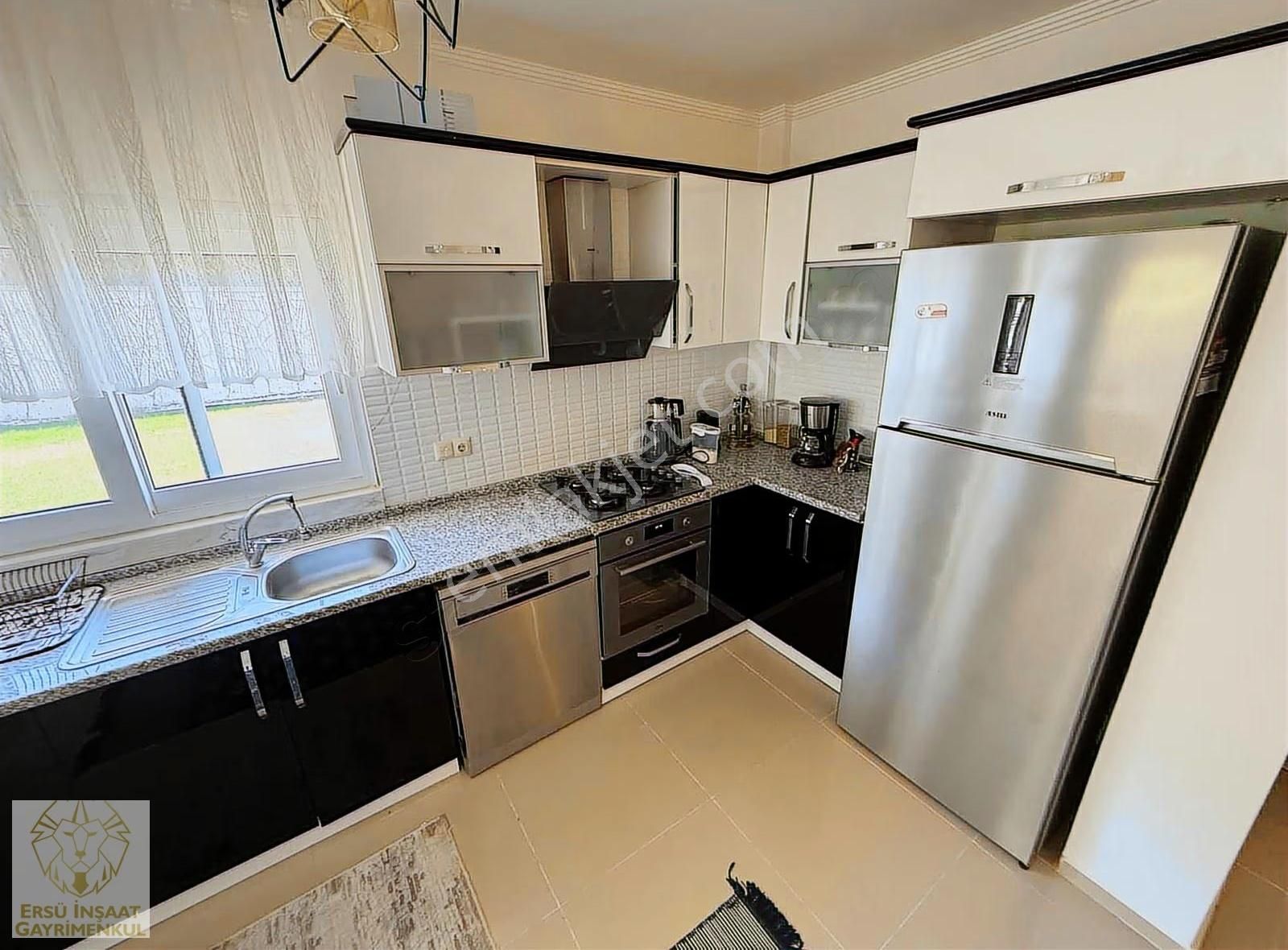 Ersü'den Çeşme Şifne Bölgesinde Deniz Tarafında 4+1 Eşyalı Villa - Görsel 20