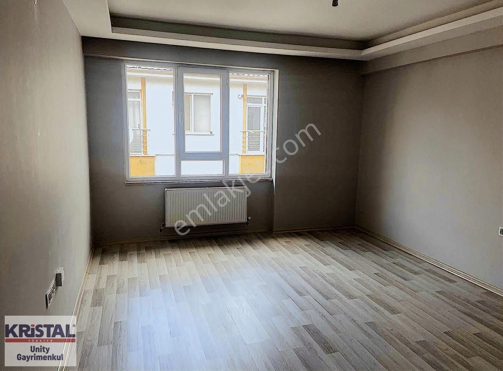 Sütlüce'de Satılık, Çift Balkonlu , Geniş 2+1 Daire - Görsel 7