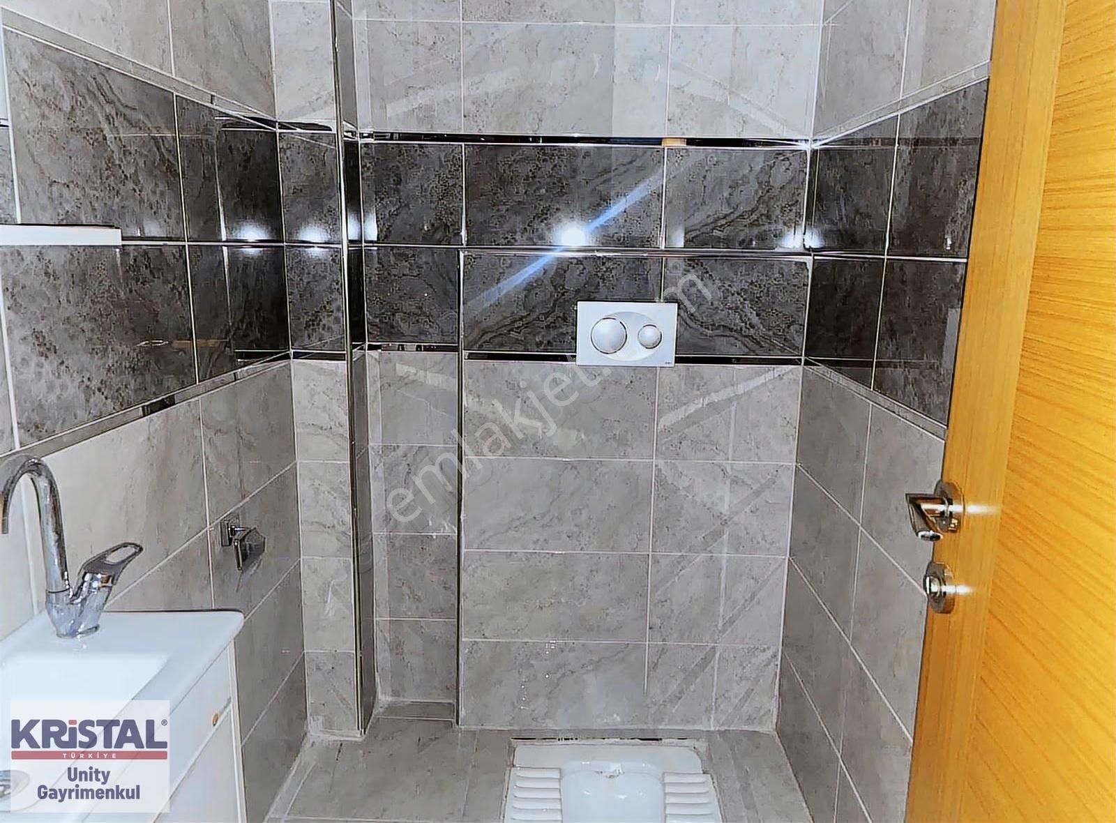 Batıkent'te Satılık, Lüks 3+1 Geniş Daire - Görsel 31