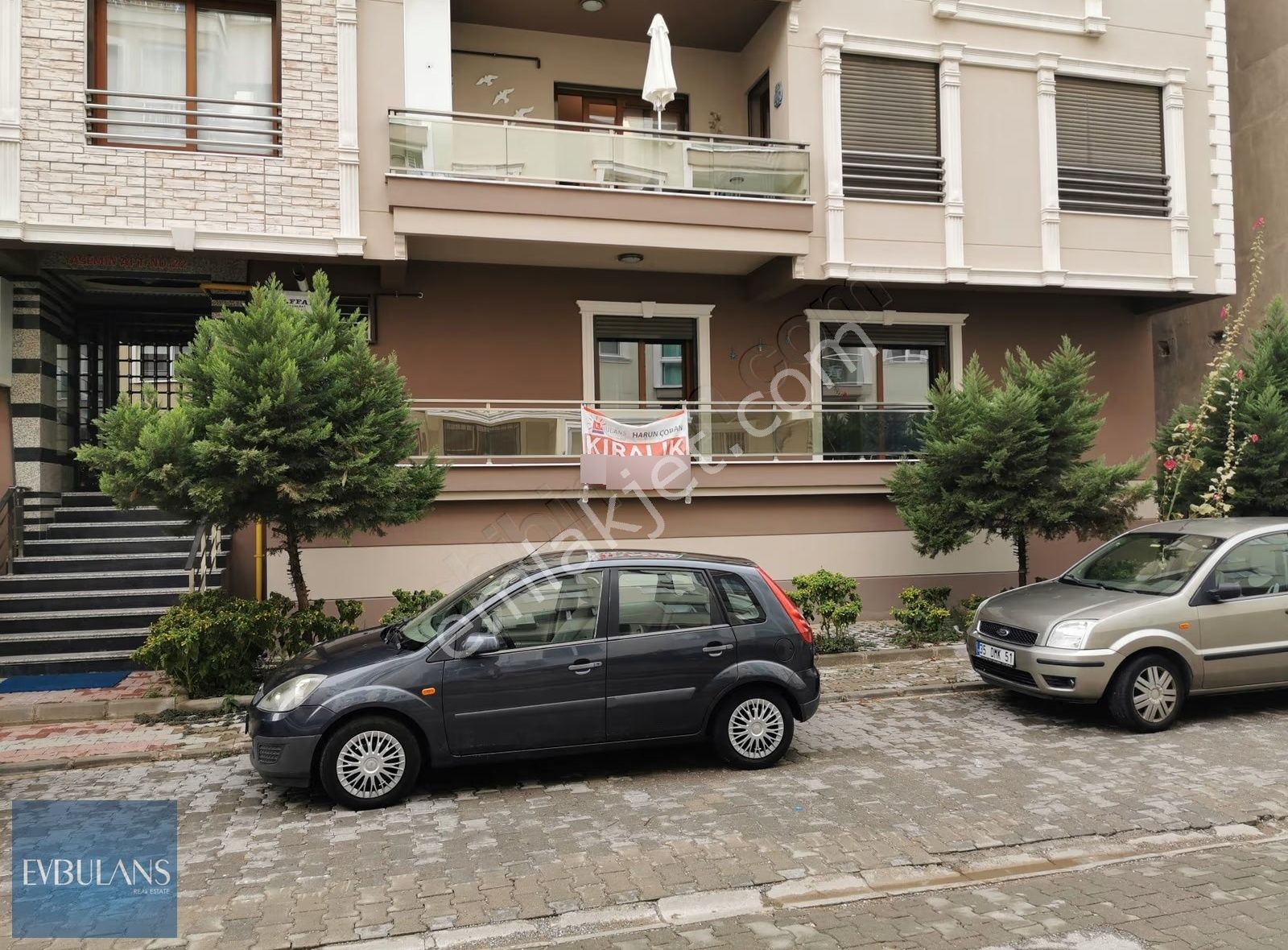 Dedebaşı Mahallesi Ordu Bulvarı Yanı Geniş Balkonlu 1+1 Daire