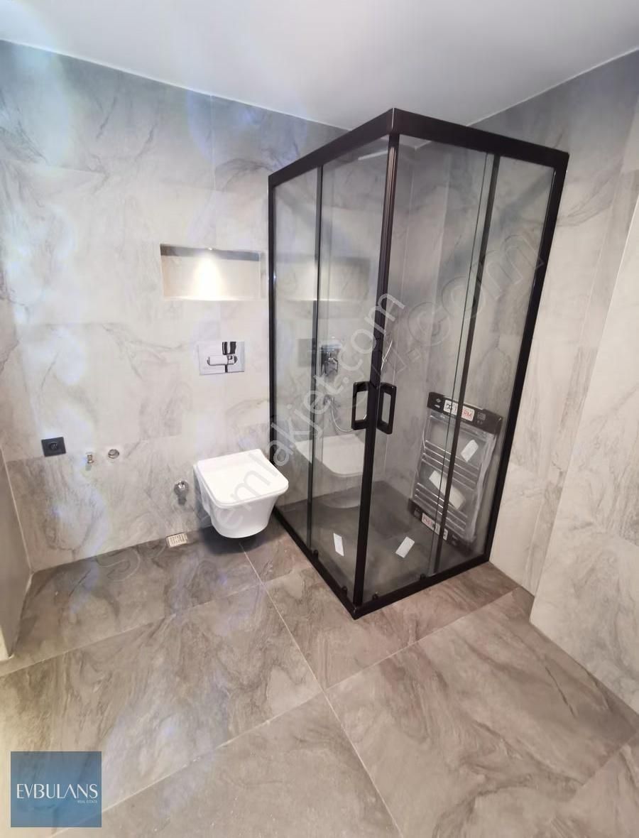 Bostanlı Park Cephe Ara Kat Karanlık Odası Olmayan Tadilatlı 3+1 - Görsel 8