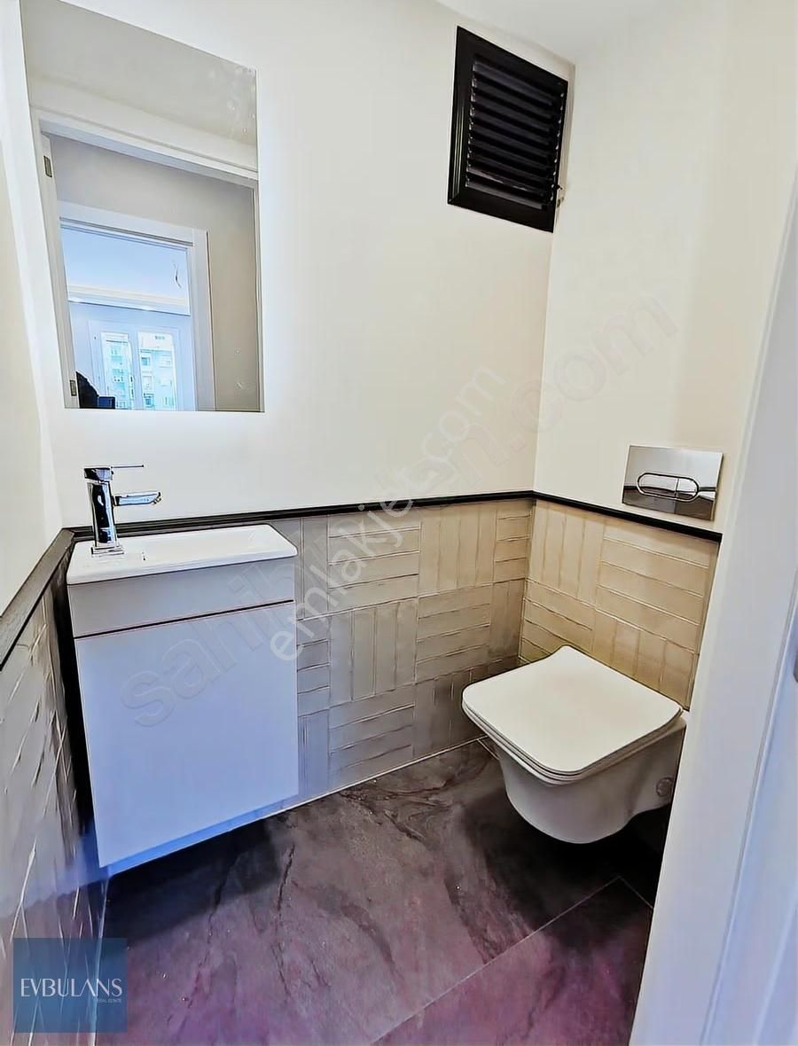 Bostanlı Park Cephe Ara Kat Karanlık Odası Olmayan Tadilatlı 3+1 - Görsel 9