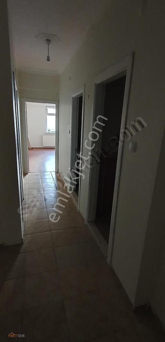 Bahçelievler Mah. Caddeye Yakın Satılık 3+1 Balkonlu, Ara Kat - Görsel 15