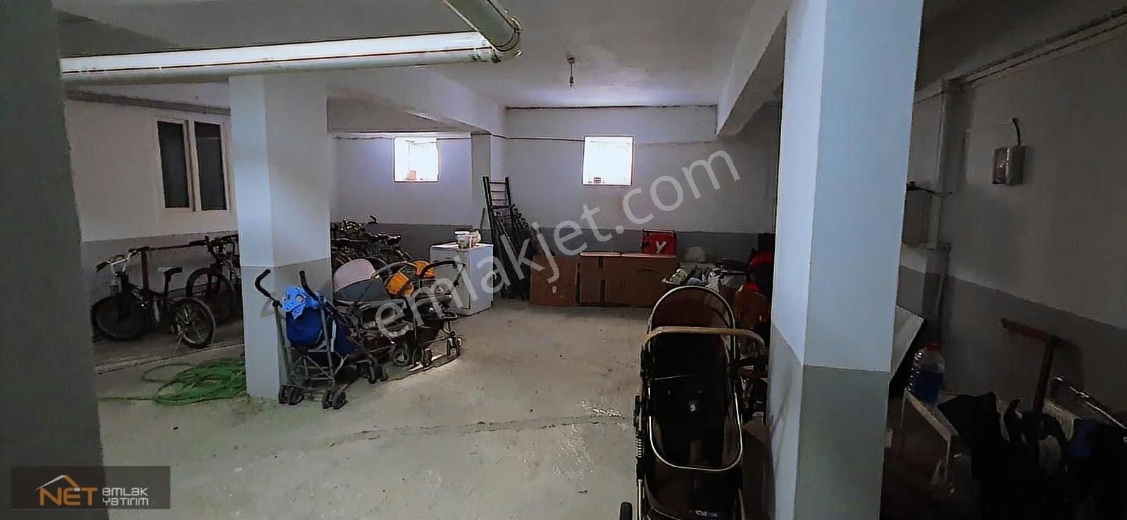 Bahçelievler Mah. Caddeye Yakın Satılık 3+1 Balkonlu, Ara Kat - Görsel 3