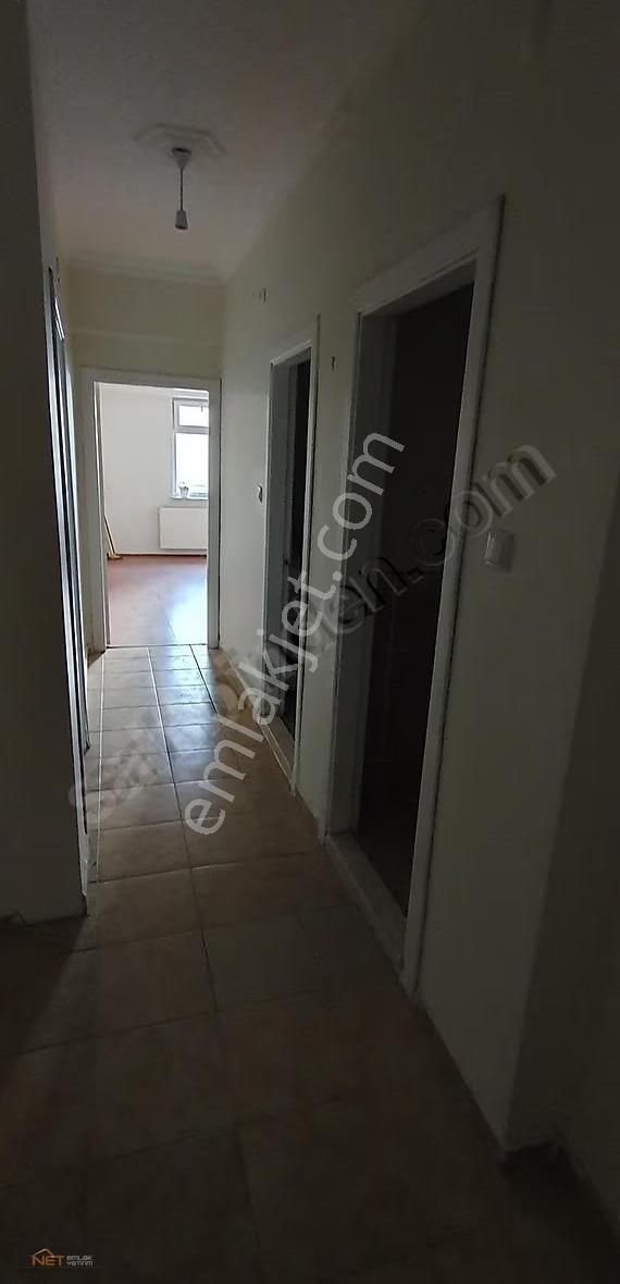 Bahçelievler Mah. Caddeye Yakın Kiralık 3+1 Balkonlu, Ara Kat - Görsel 24