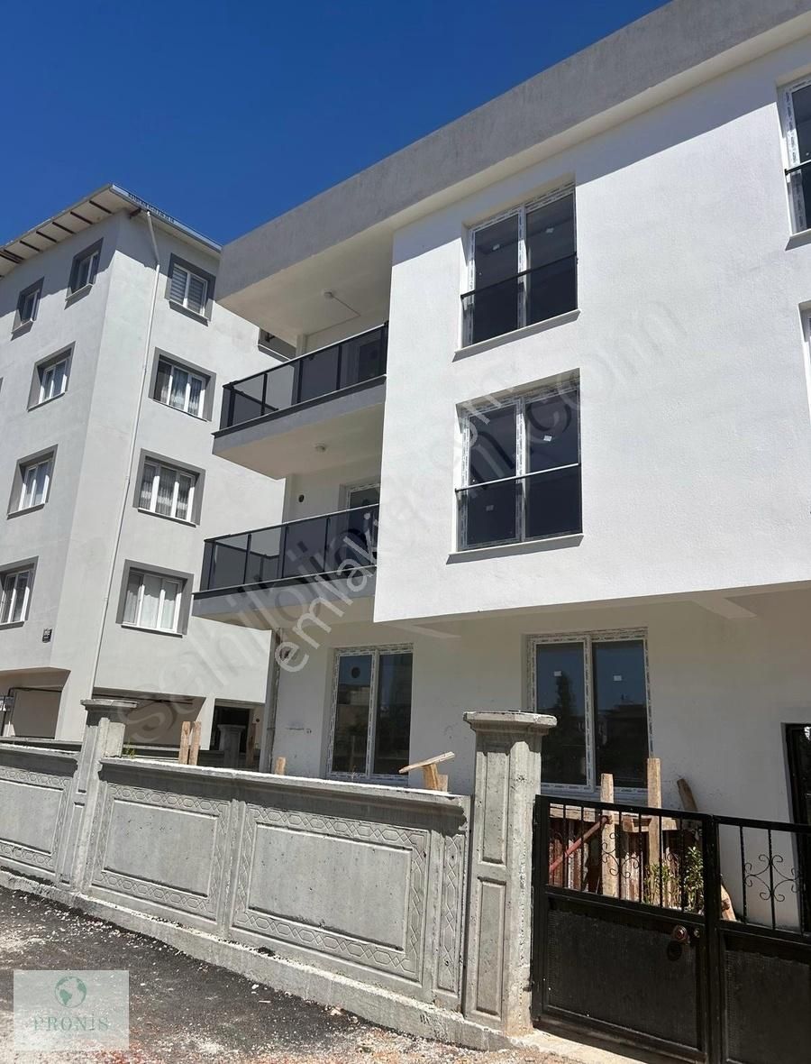 Torbalı Yazıbaşı Mh. Doğalgazlı Teraslı Heryere Yakın Yenidaire