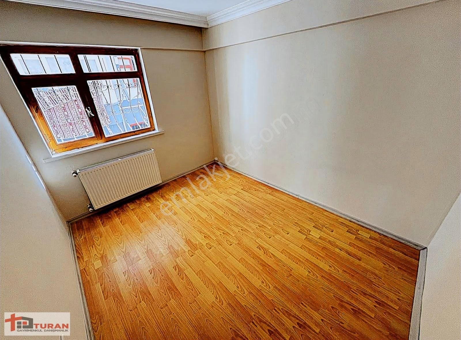 Güventepe'de Yüzme Havuzu Yanı Katta 3+1 Fırsat Daire*** - Görsel 17