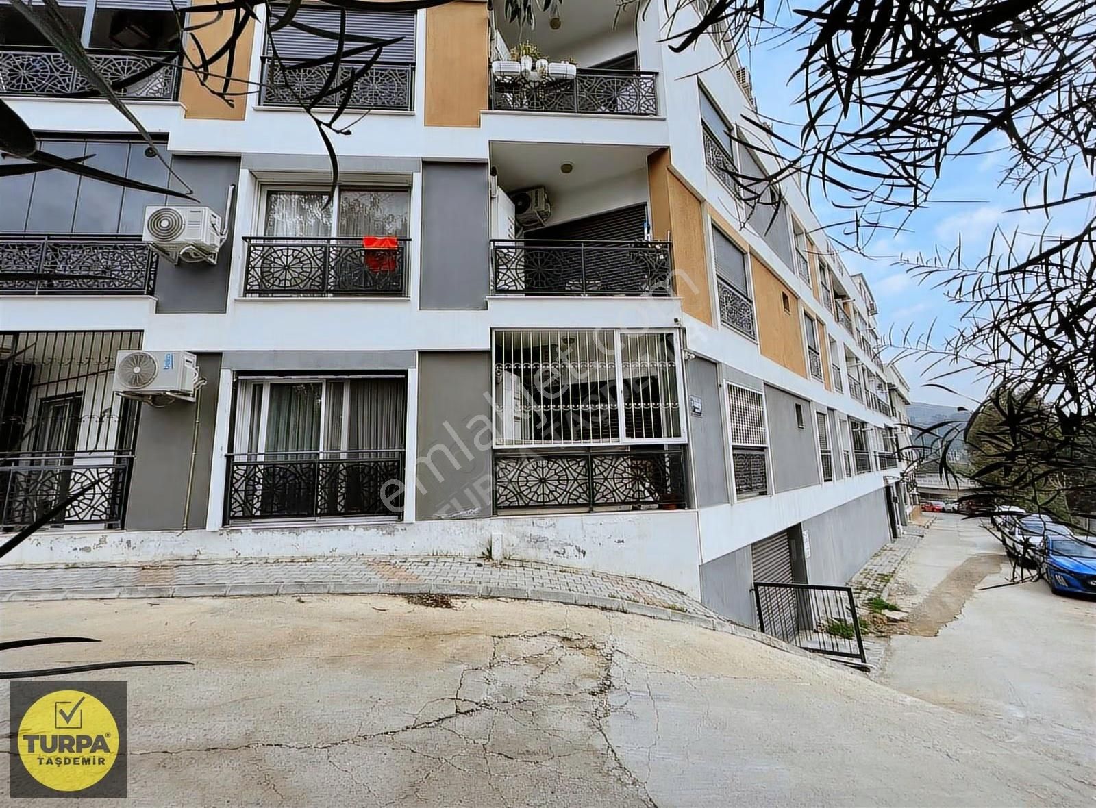 Karşıyaka Örnekköy(zübeyde Hanım) Mah. Acil Satılık Daire - Görsel 21