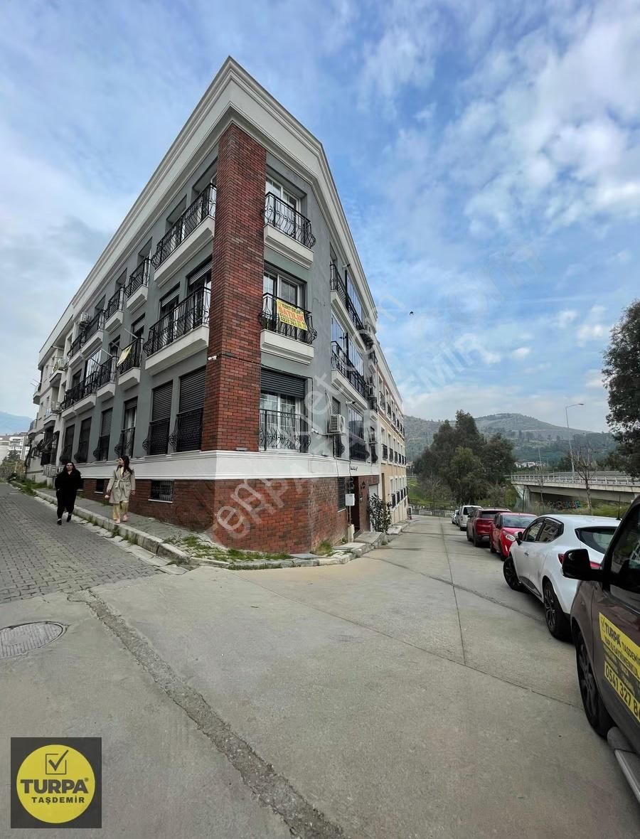 Karşıyaka Örnekköy(zübeyde Hanım) Mah. Acil Satılık Daire - Görsel 33