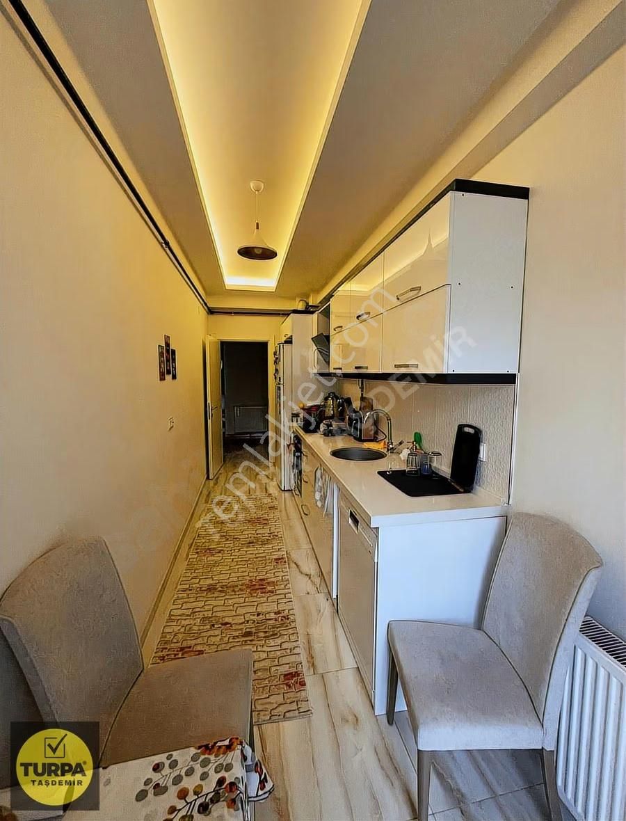 Karşıyaka Örnekköy(zübeyde Hanım) Mah. Acil Satılık Daire - Görsel 2