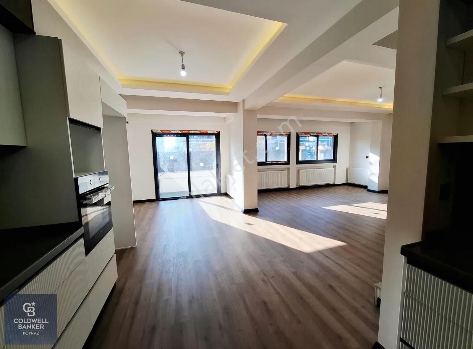 Menderes Coldwell Banker Poyraz'dan Merkezi Konumda 4+1 Villa - Görsel 8