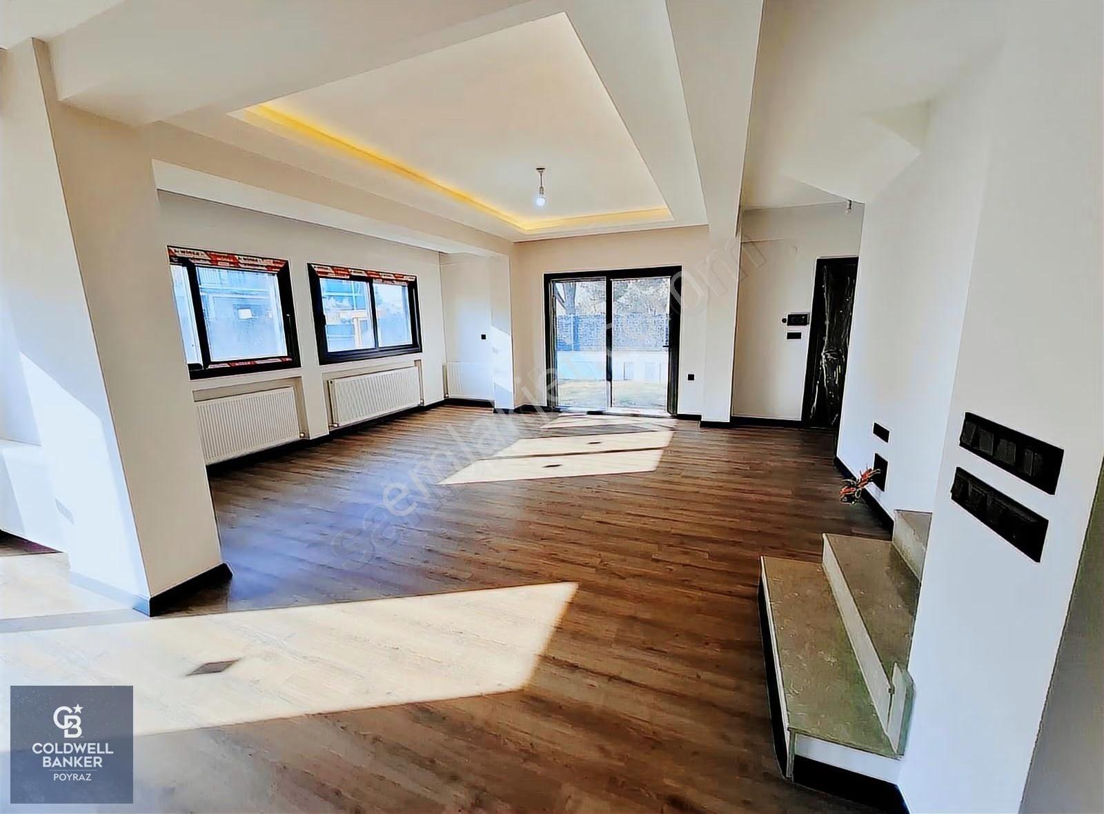 Menderes Coldwell Banker Poyraz'dan Merkezi Konumda 4+1 Villa - Görsel 29