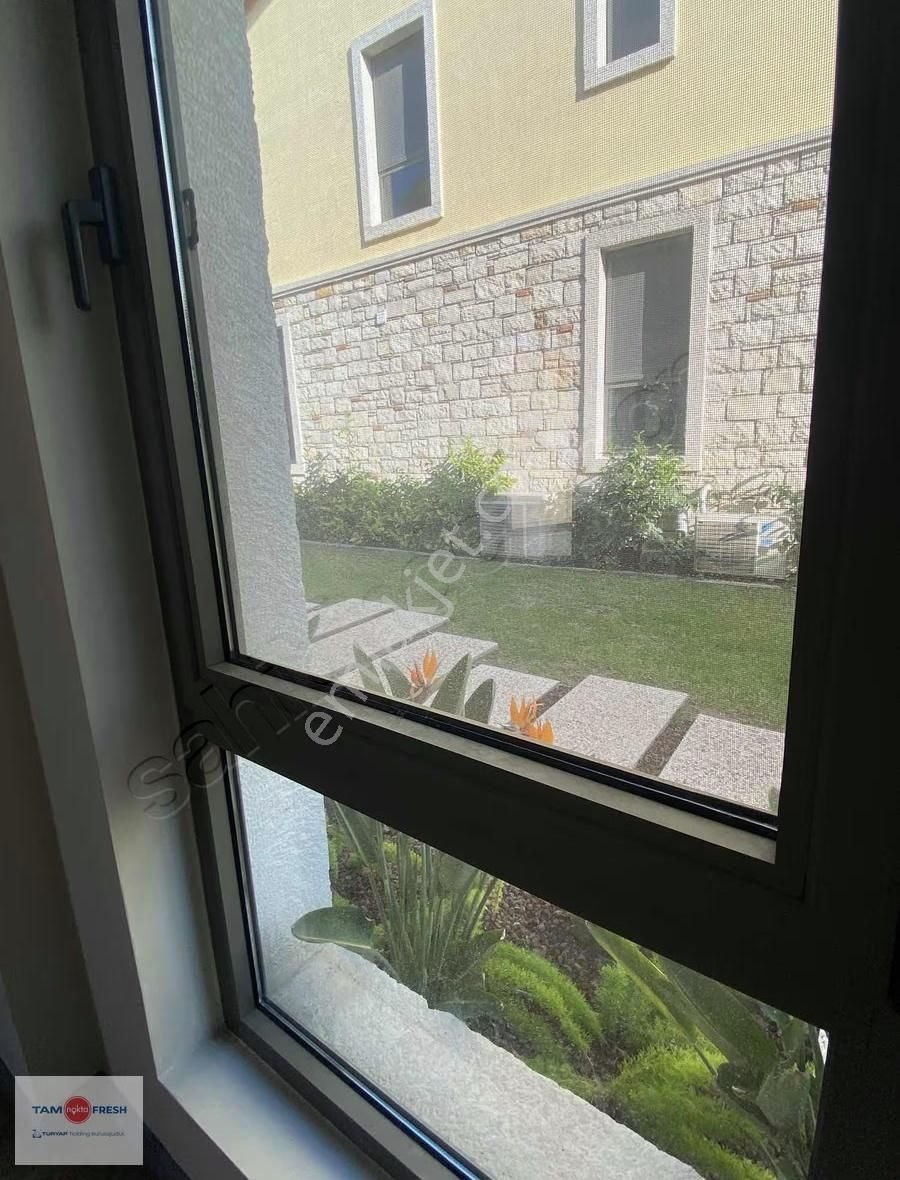 Urla Merkezde Kiralık 1+1 Daire - Görsel 9