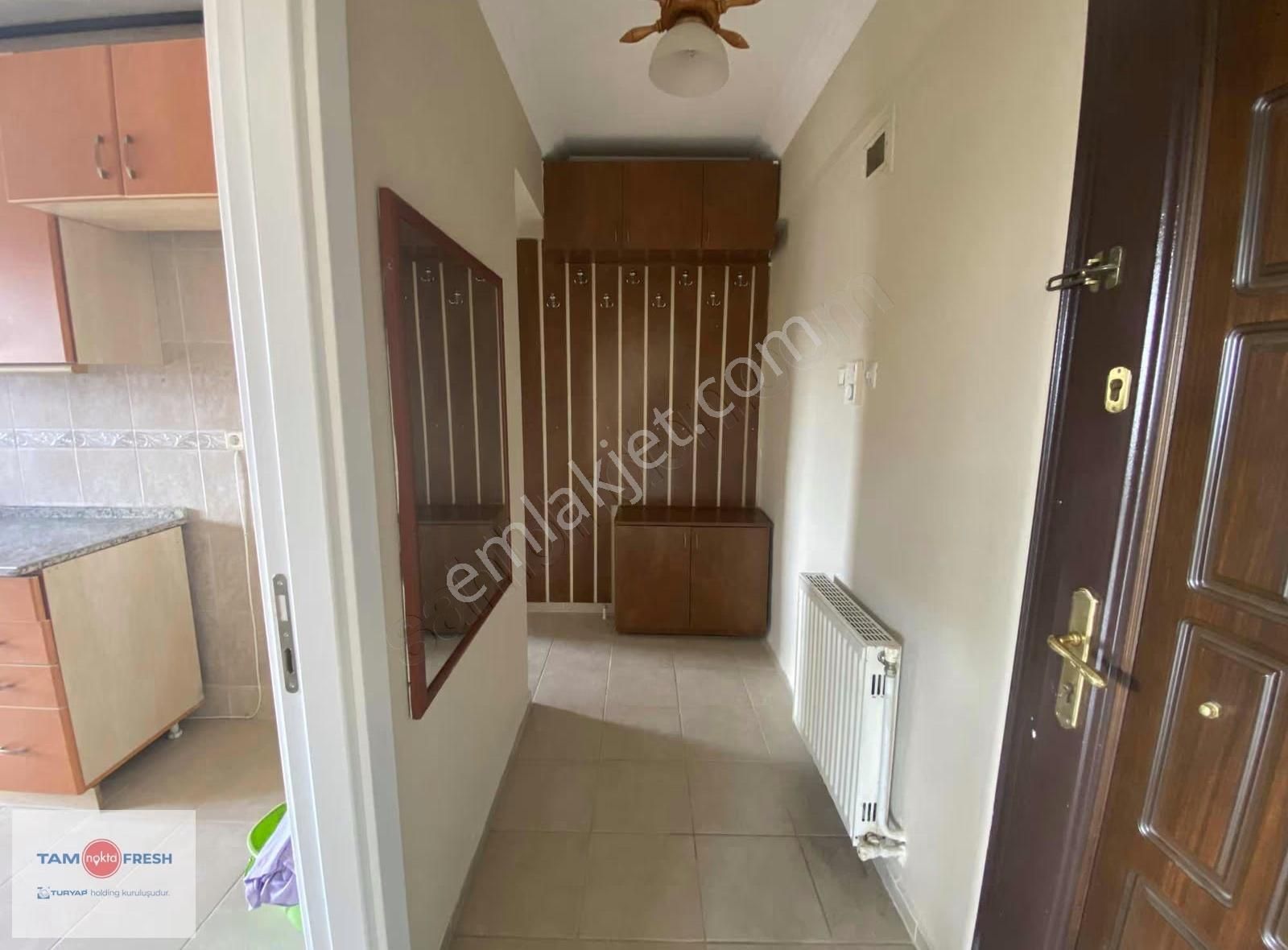 Urla'da Ana Cadde Üzerinde Kiralık Daire - Görsel 11