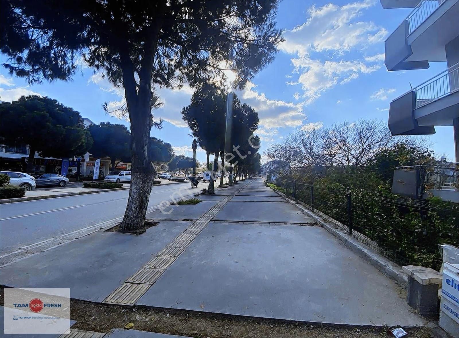 Urla'da Ana Cadde Üzerinde Kiralık Daire - Görsel 28