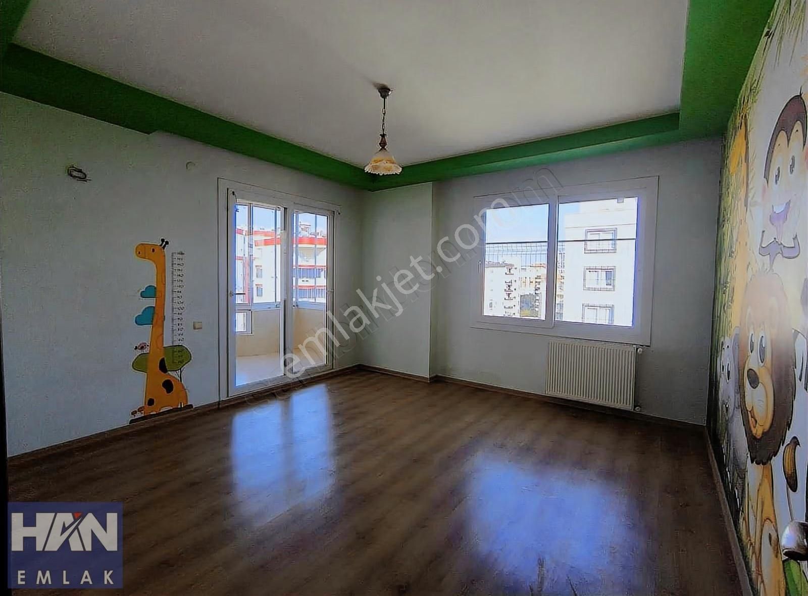 Han Emlaktan Mendereste Merkezi Çocuklu Aileler İçin Geniş 3+1 - Görsel 4