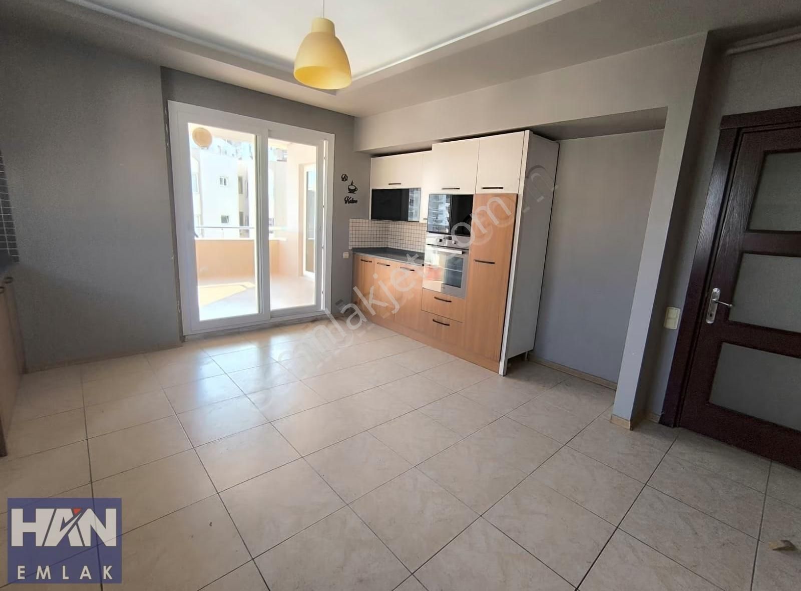 Han Emlaktan Mendereste Merkezi Çocuklu Aileler İçin Geniş 3+1 - Görsel 16