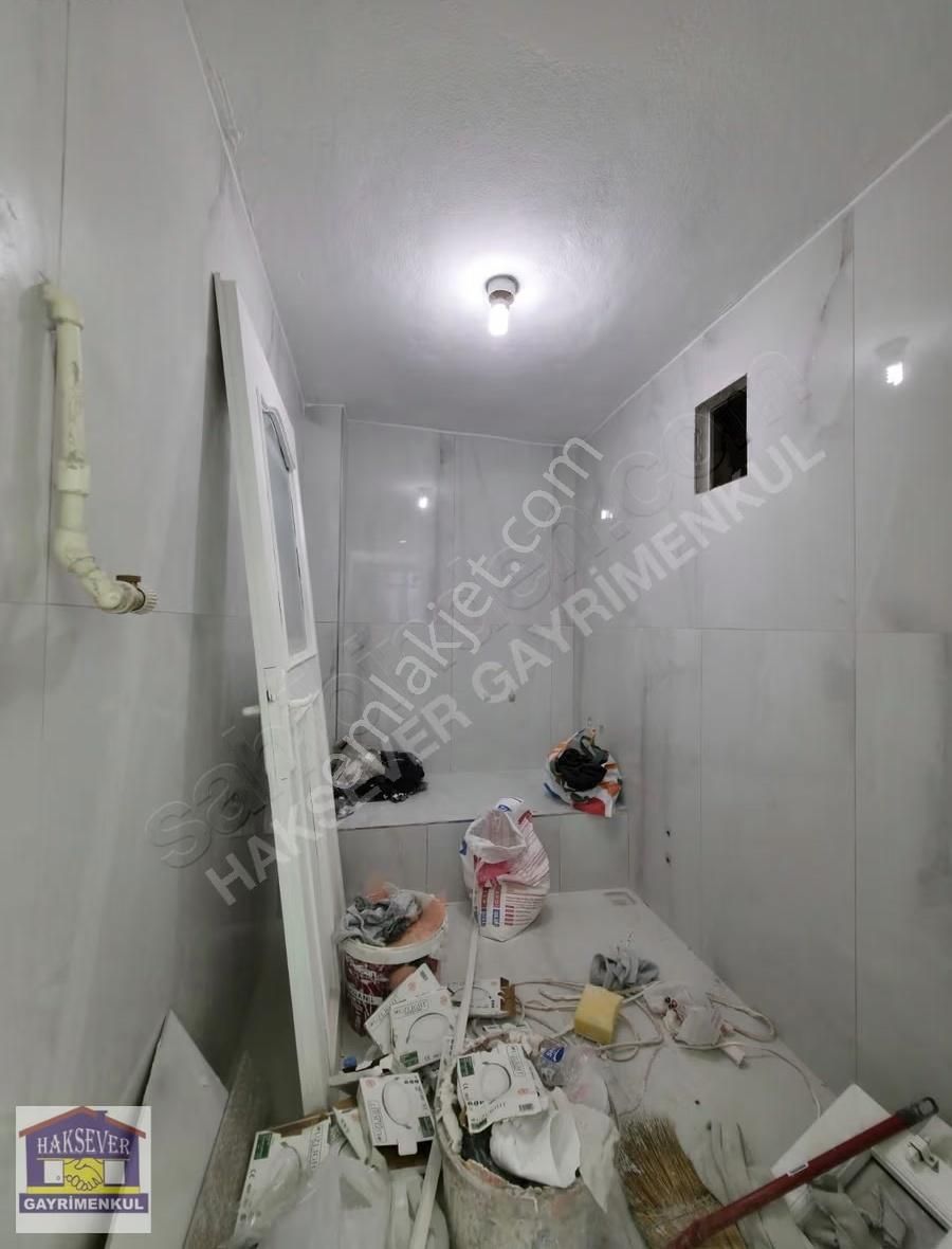 Haksever'den Satılık 75.yıl'da Geniş Masrafsız K.uygun 2.kat - Görsel 3