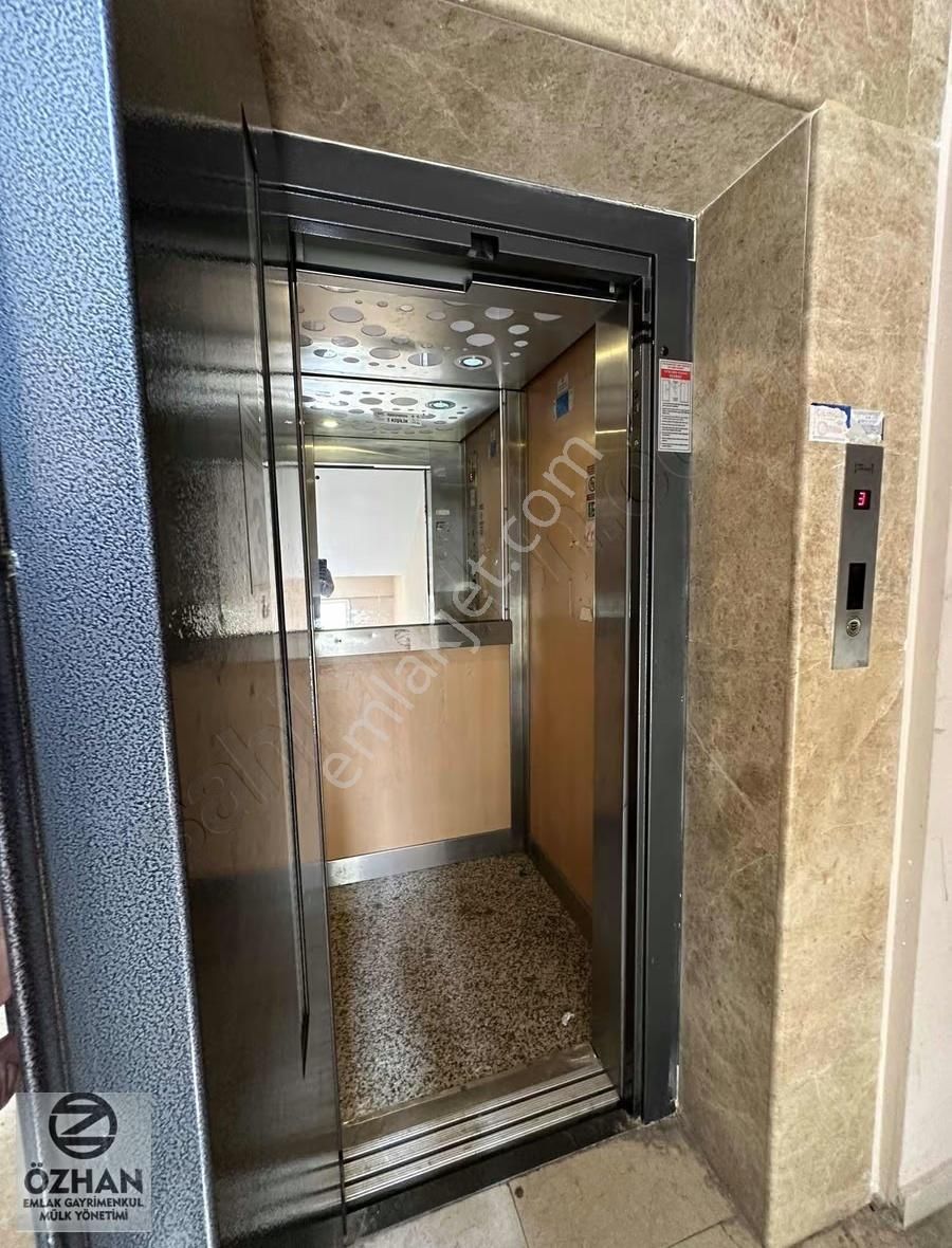 Özhan Emlaktan Koza Cad.de Site İçi Kiralık Eşyalı 1+1 Daire - Görsel 31