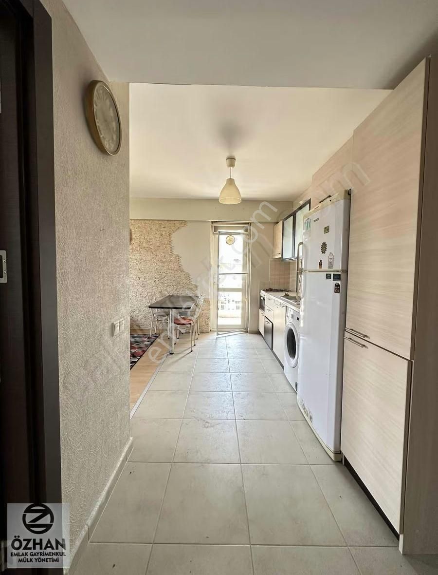 Özhan Emlaktan Koza Cad.de Site İçi Kiralık Eşyalı 1+1 Daire - Görsel 10