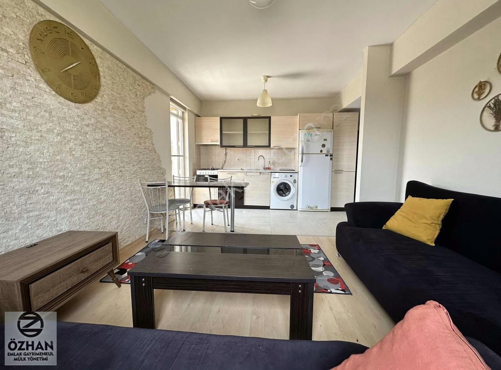 Özhan Emlaktan Koza Cad.de Site İçi Kiralık Eşyalı 1+1 Daire - Görsel 33