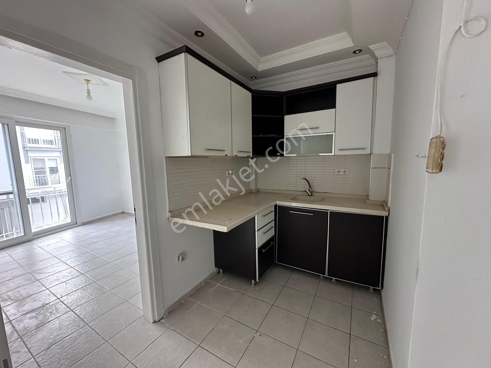 Sıla Emlak'tan Güllük Merkezde Havuzlu Sitede 2+1 Kiralık Daire - Görsel 2