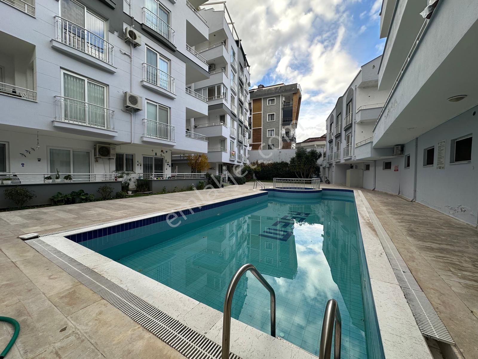 Sıla Emlak'tan Güllük Merkezde Havuzlu Sitede 2+1 Kiralık Daire - Görsel 9