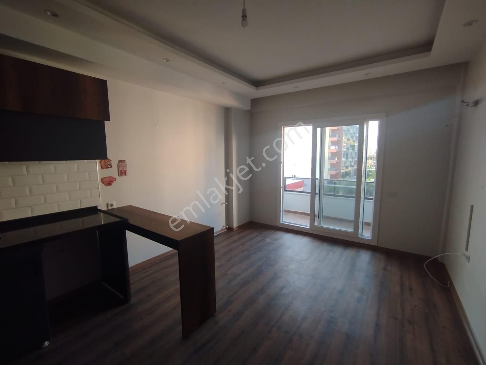 Karınca'dan Tömük'te Denize Yürüme Mesafesinde Havuzlu1+1 Kiralık! - Görsel 2