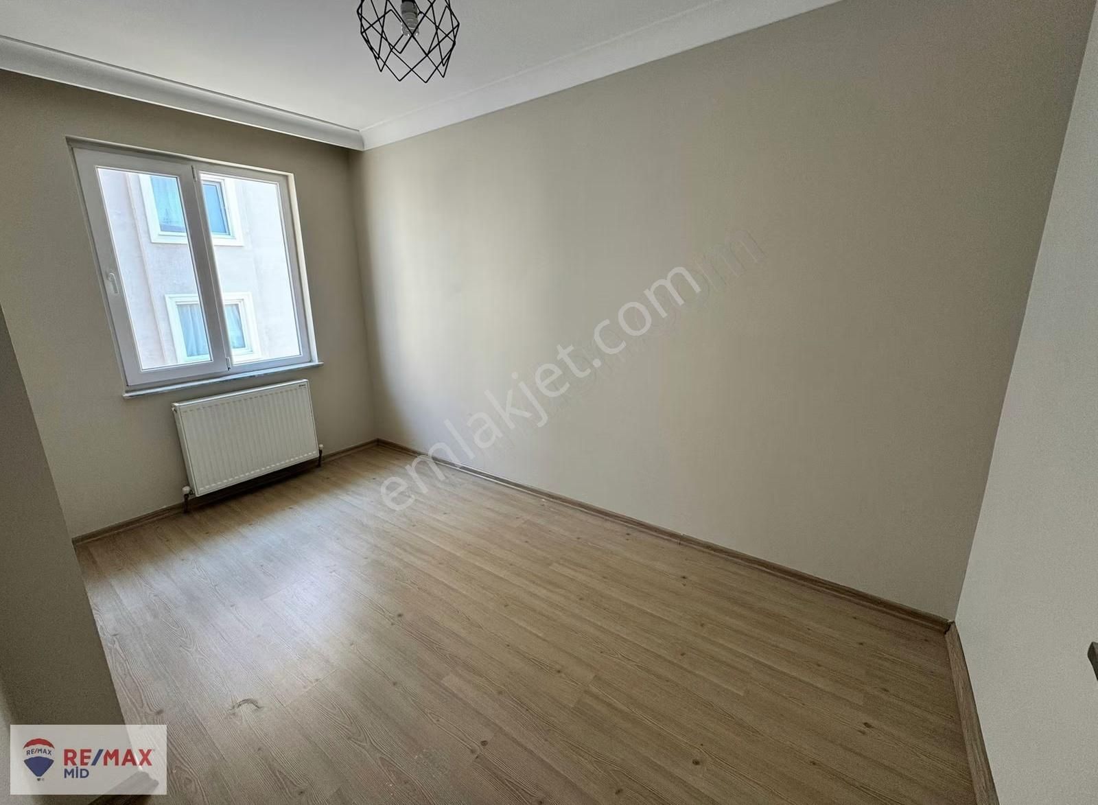 Remax Mid Çevre Yolu Üzeri Kiralık 3+1 Daire - Görsel 22