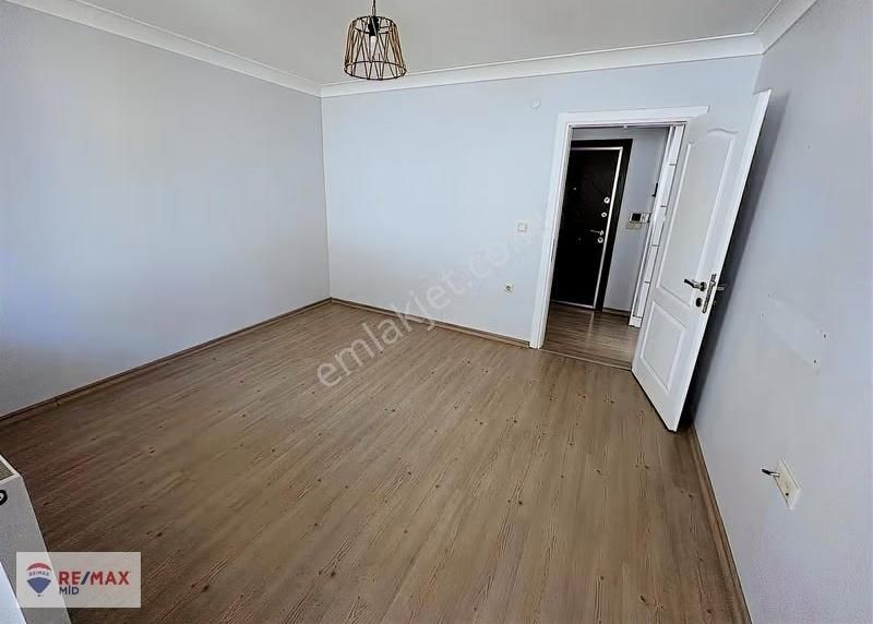 Remax Mid Çevre Yolu Üzeri Kiralık 3+1 Daire - Görsel 24