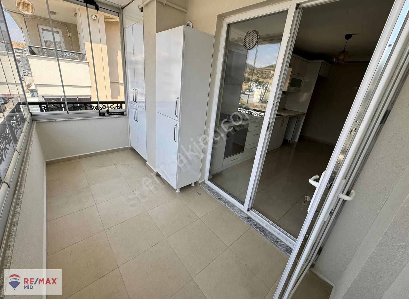 Remax Mid Çevre Yolu Üzeri Kiralık 3+1 Daire - Görsel 19