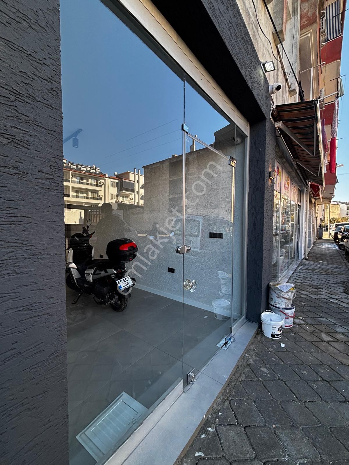 Karaçalıda Pazar Yerine Bakan Ful Tadilatlı 24m² Satılık Dükkan - Görsel 3