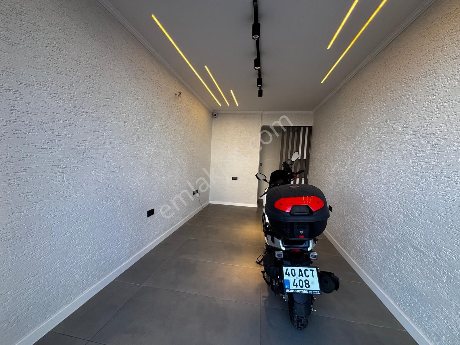 Karaçalıda Pazar Yerine Bakan Ful Tadilatlı 24m² Satılık Dükkan - Görsel 13