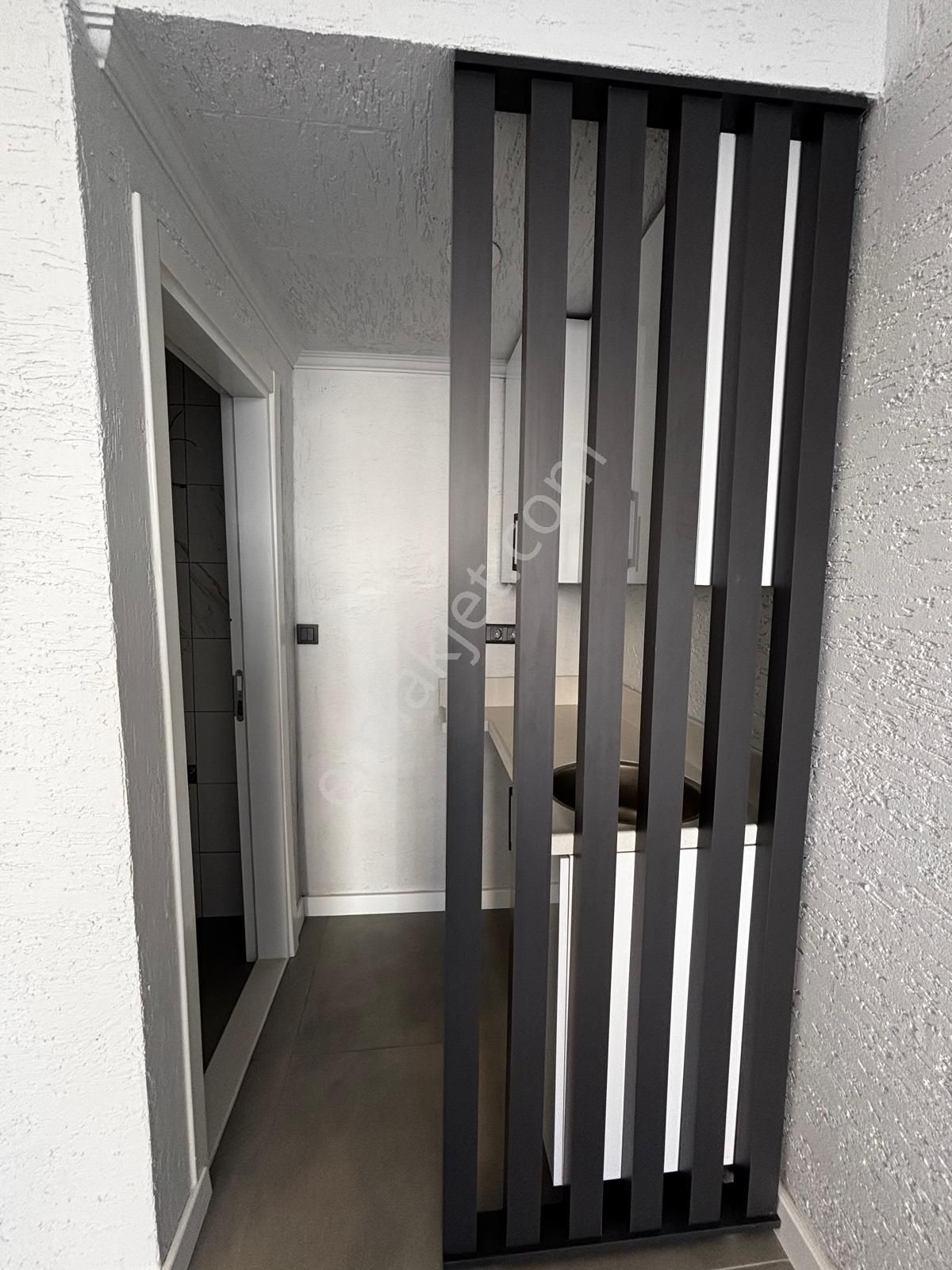 Karaçalıda Pazar Yerine Bakan Ful Tadilatlı 24m² Satılık Dükkan - Görsel 17