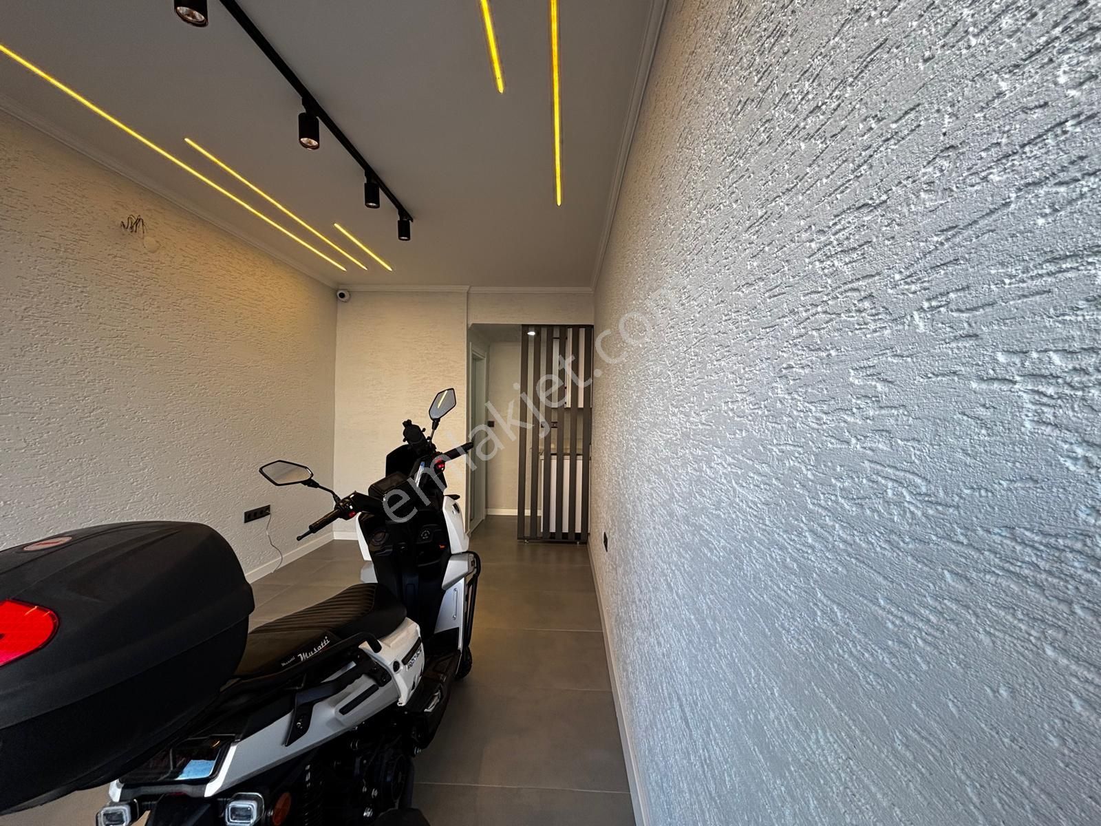 Karaçalıda Pazar Yerine Bakan Ful Tadilatlı 24m² Satılık Dükkan - Görsel 11