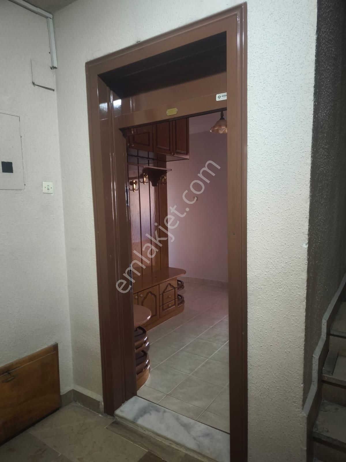 İsa Kavak Gayrimenkul'den Karatay Ulubatlı Hasan Mahallesi'nde Satılık 3+1 Daire - Görsel 2