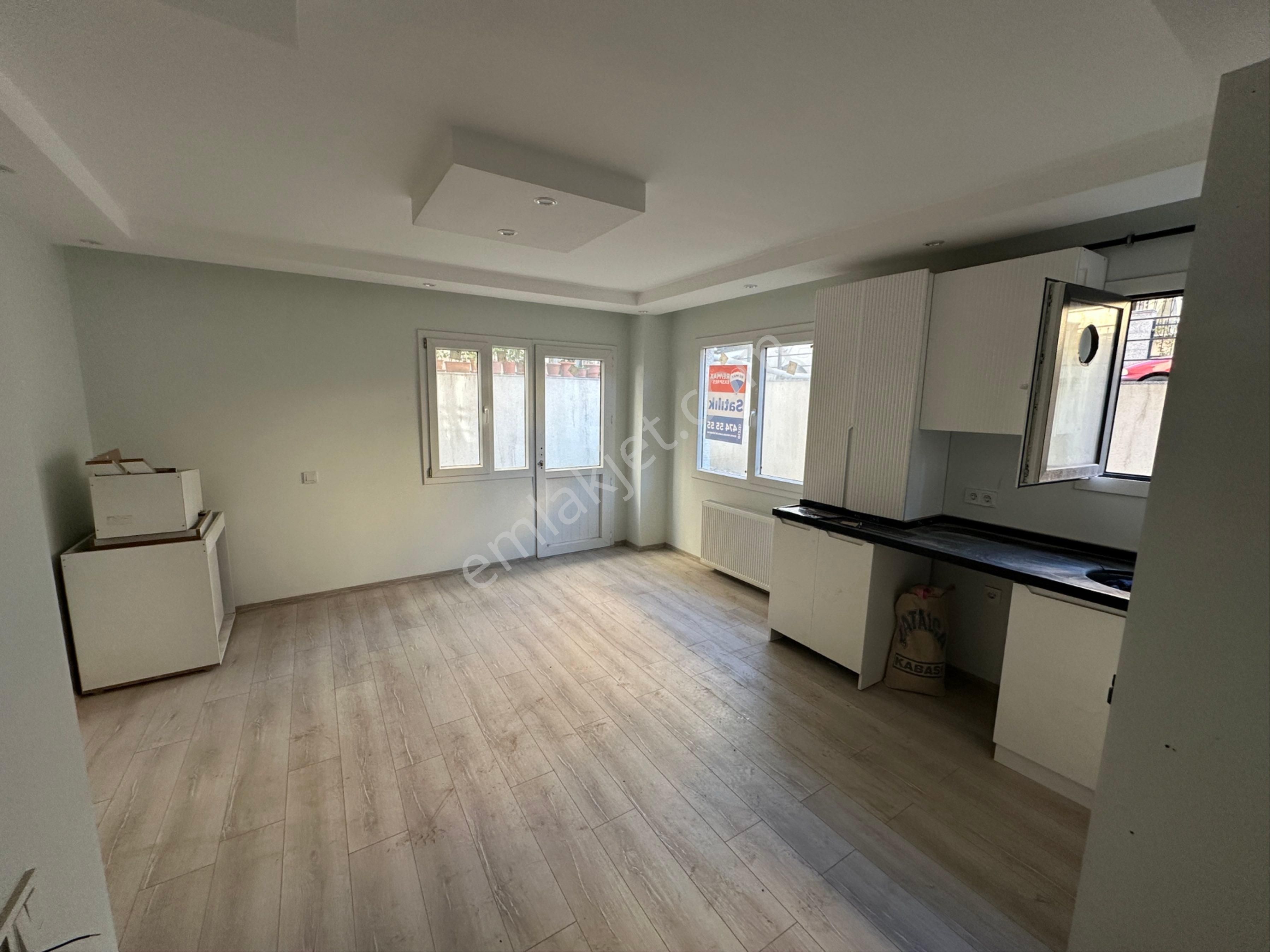 E-5 Ve Metrobüs Dibinde Bahçeli 2+1 Satılık Daire - Görsel 4