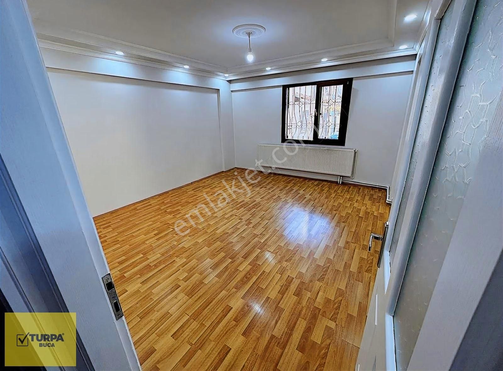 Turpa Buca'dan Çevik Bir Pazaryeri Yakını Doğalgazlı Daire - Görsel 18