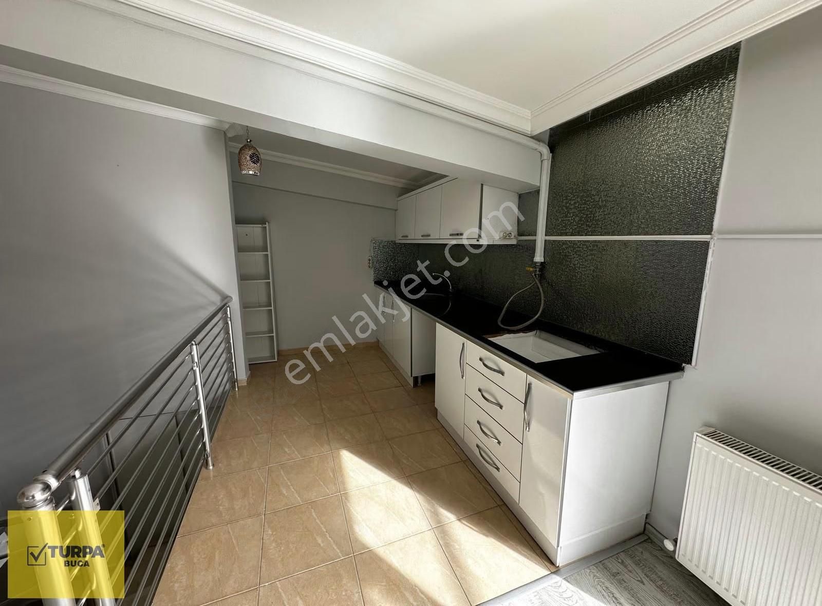 Turpa Buca'dan Ayrancılar Merkezde Kapalı Mutfak Dubleks - Görsel 9