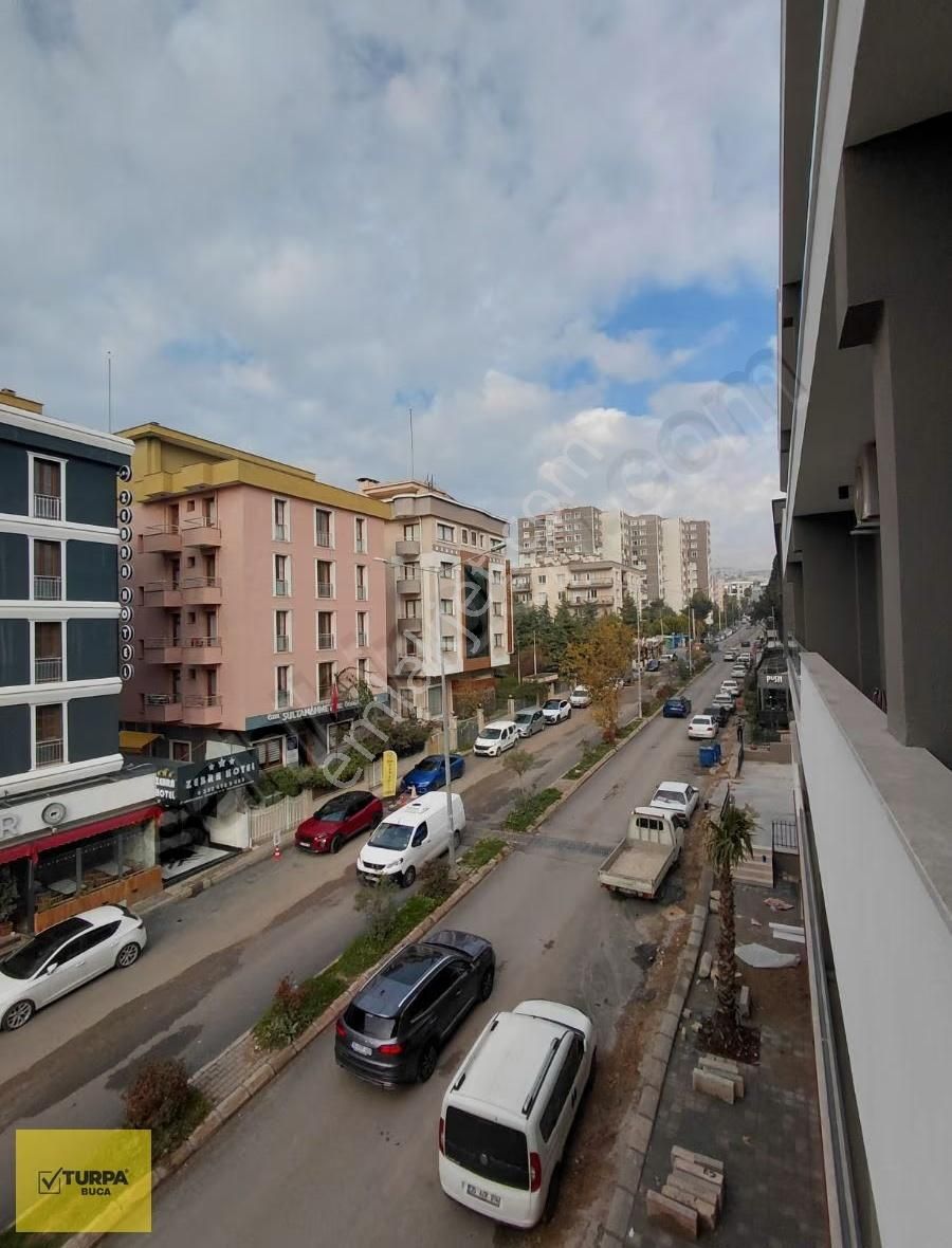 Turpa Buca'dan Kiralık Lüks 1+1 Arakat Güvenlikli Daire - Görsel 22