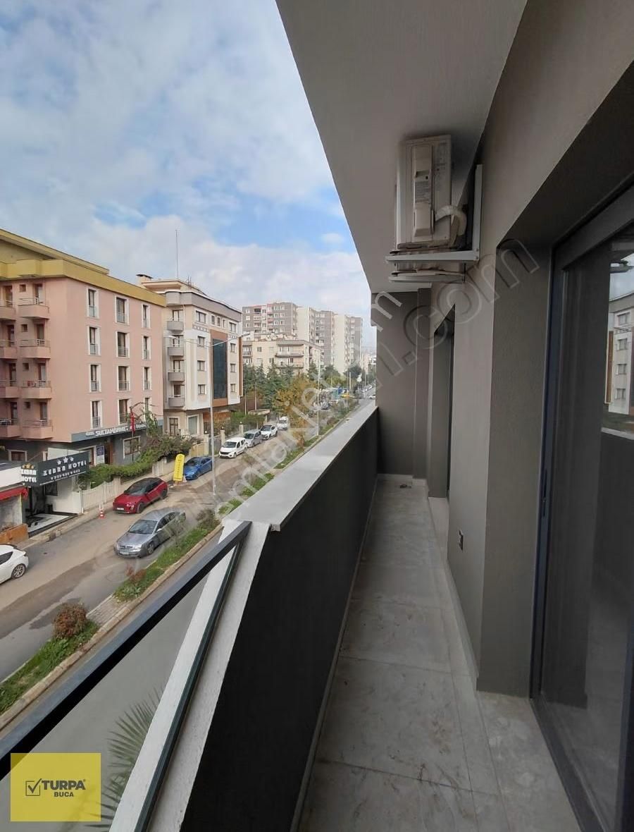 Turpa Buca'dan Kiralık Lüks 1+1 Arakat Güvenlikli Daire - Görsel 28