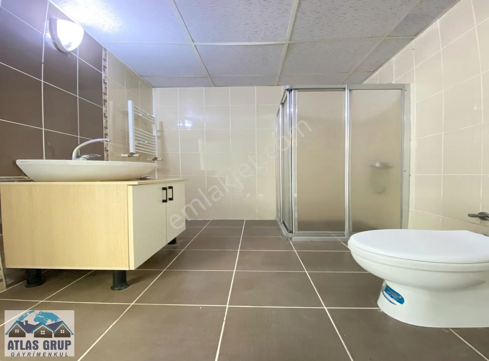 Metrobüse Yakın Site İçerisinde Yılın Fırsat Dairesi!! - Görsel 11