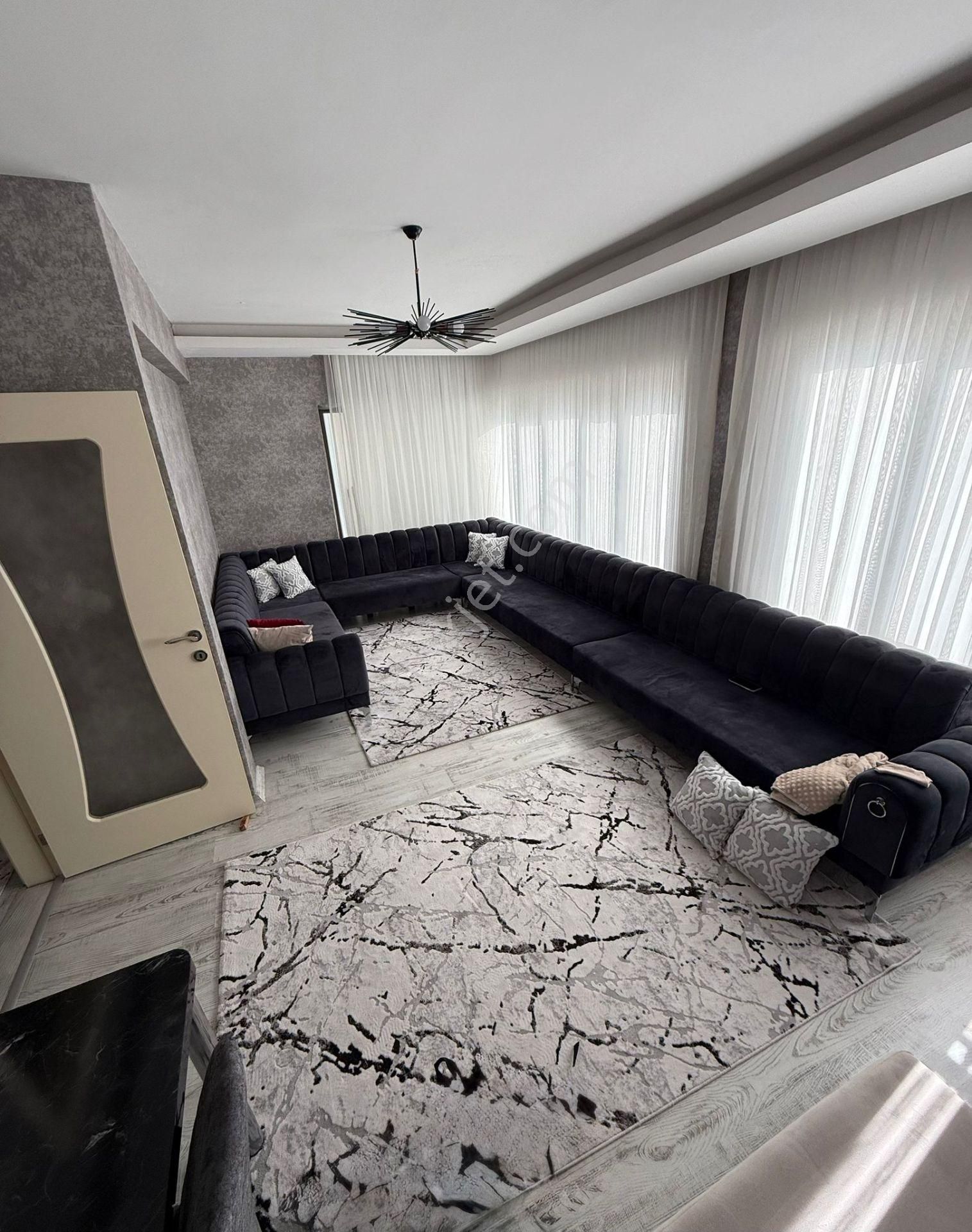 İsa Kavak Gayrimenkul'den Selçuklu Kosova Mahallesi'nde Satılık 2+1 Daire