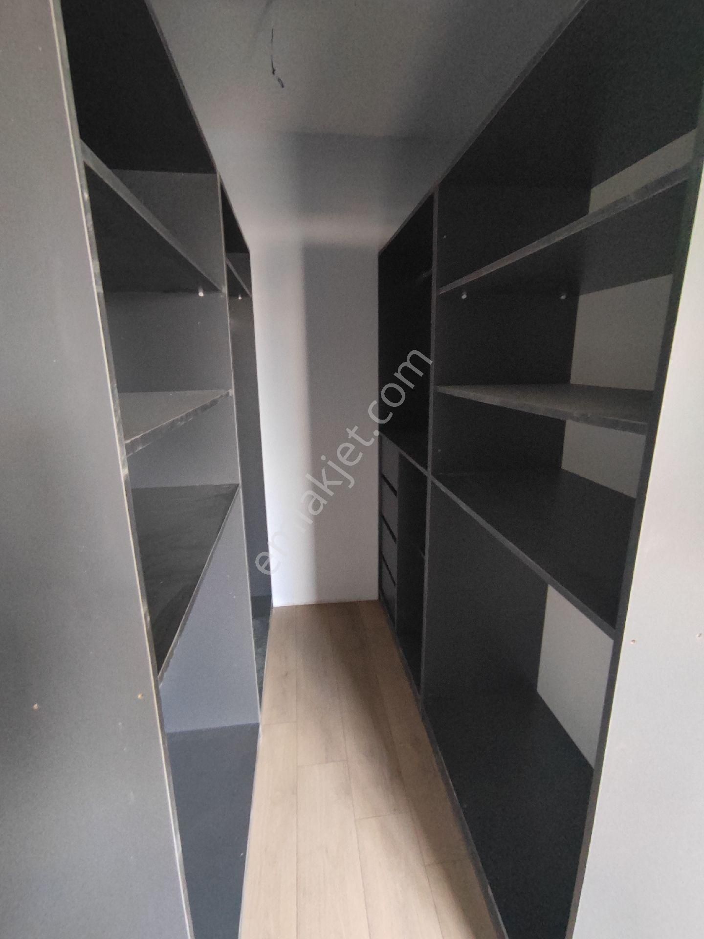 Karapürçekte 4+1 Site İçerisinde Giyinme Odalı Kapalı Havuzlu - Görsel 20