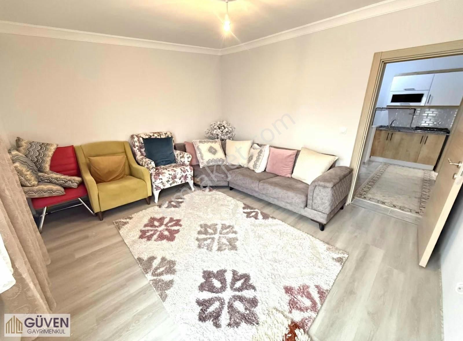 Nenehatun Salı Pazarı Yakını 2 Aileye Uygun 5+1 Çatı Dblx - Görsel 3