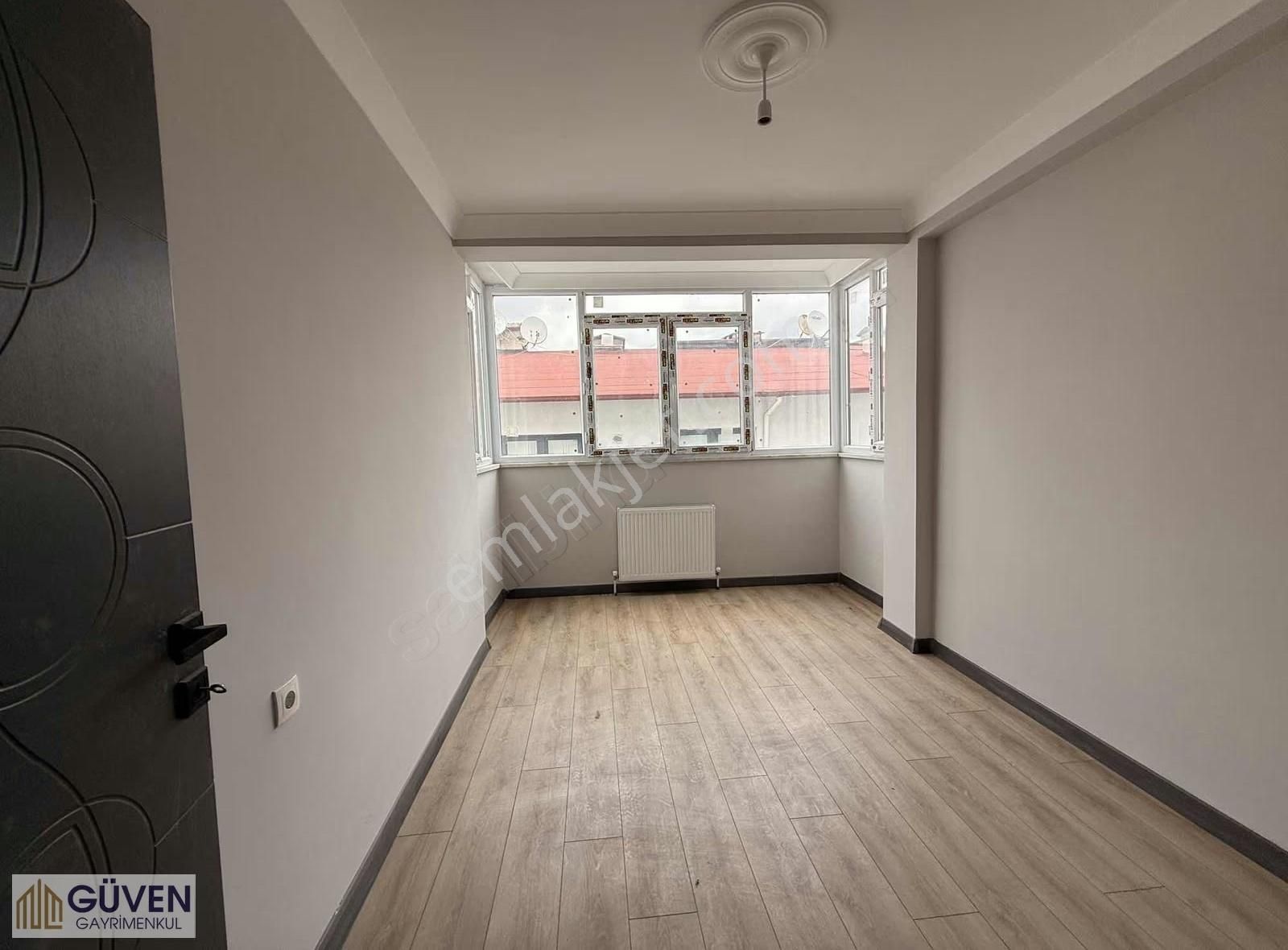 Reşat Nuri Gültekin Cad. Üzeri 4+1 Lüks Üst Dublex - Görsel 25