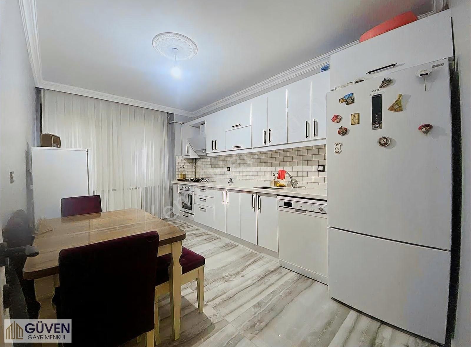 Farabi Devlet Hastanesinin Yanında Satılık 3+1 Tek Daıre Üzeri