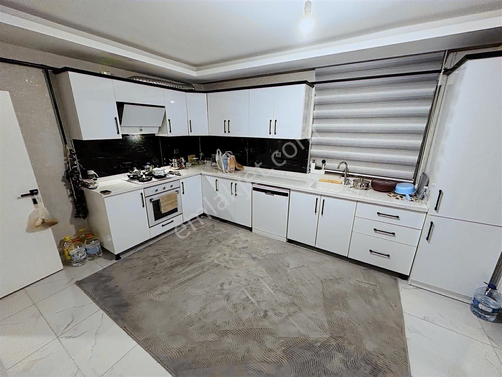 Taylan Emlaktan Site İçerisinde 3+1 Lüx Satılık Daire - Görsel 34