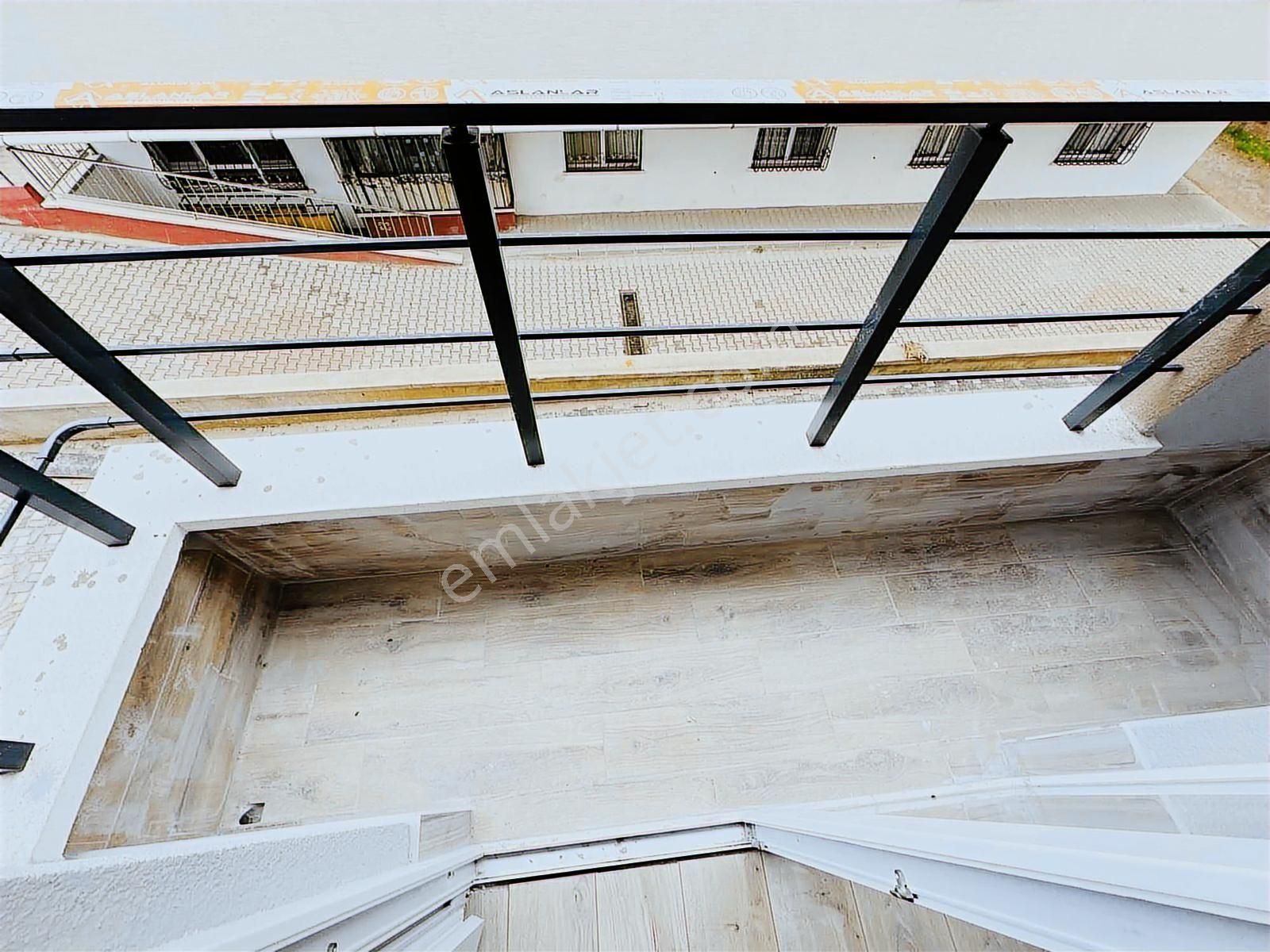 Taylan Emlak'tan Karapürçekte A. Isıtma Sıfır 3+1 Satılık Daire - Görsel 21