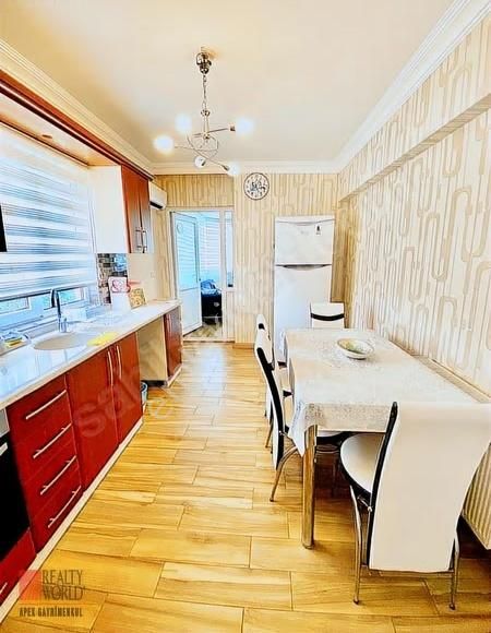Gürsu'nun Merkezinde Aybüke Sitesi'nde Tadilatlı Geniş 3+1 - Görsel 8